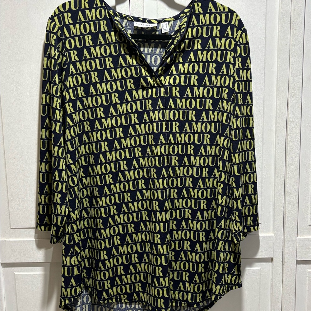 Susan Graver Navy and Yellow Graphic Top‎ Women’s Size Large